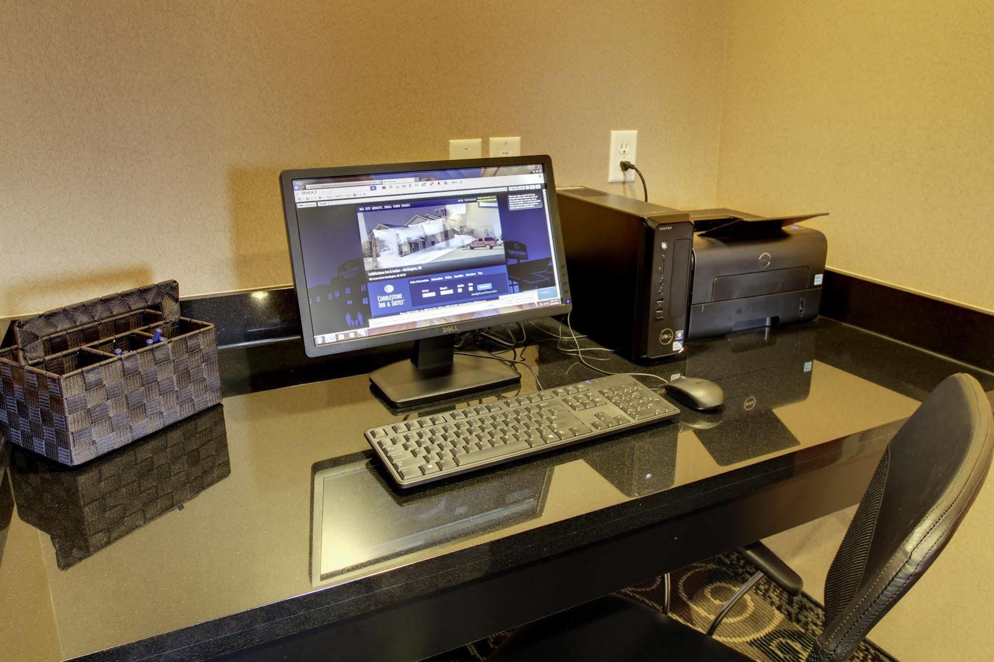 Cobblestone Inn & Suites - Hartington Exteriér fotografie