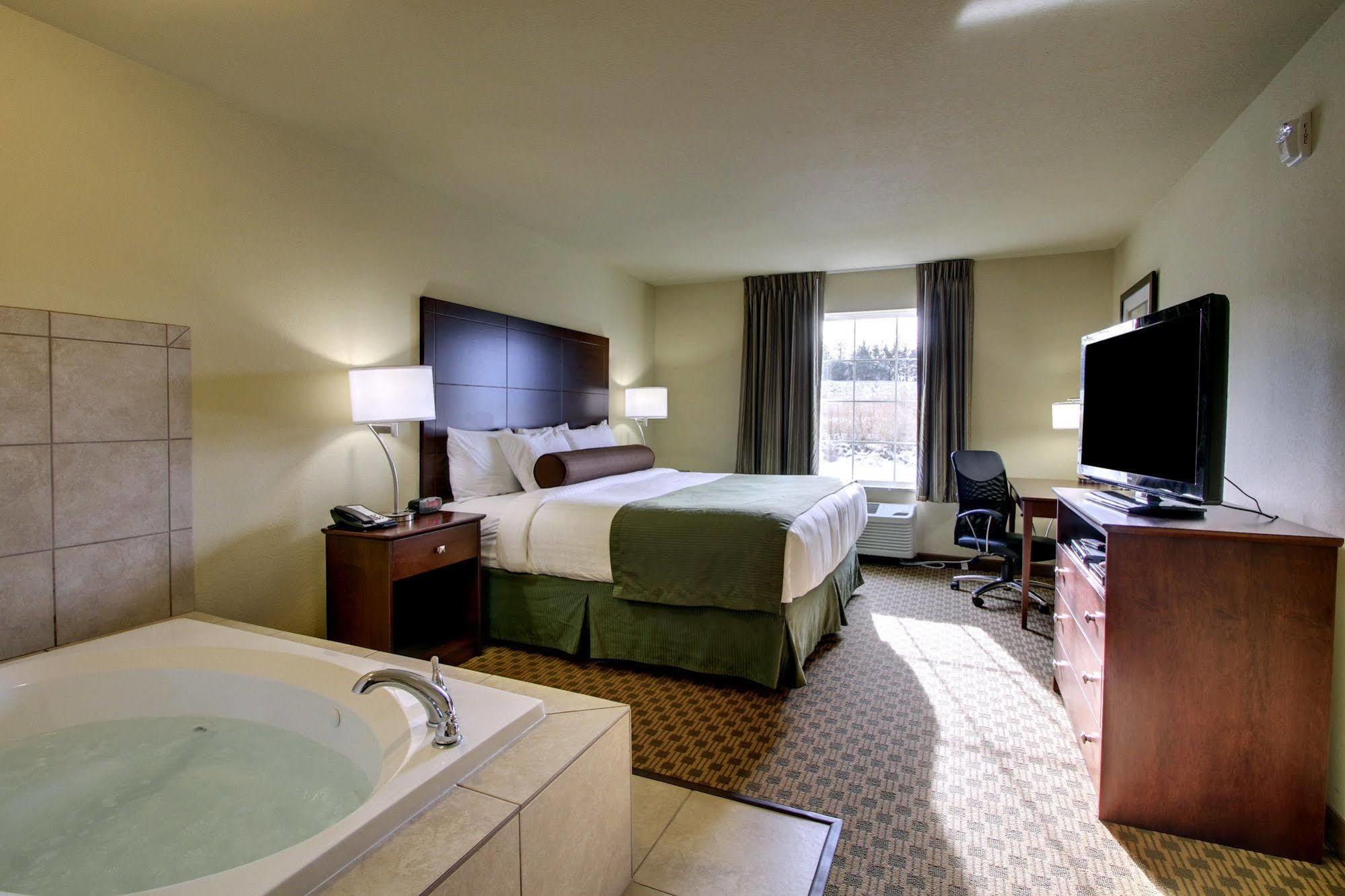 Cobblestone Inn & Suites - Hartington Exteriér fotografie